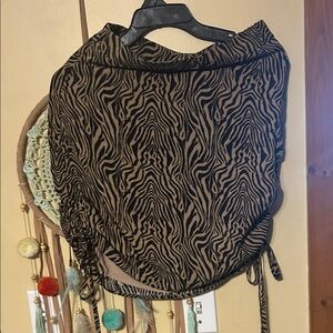 Madagascar mini skirt size small